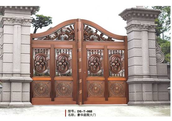 Courtyard gate